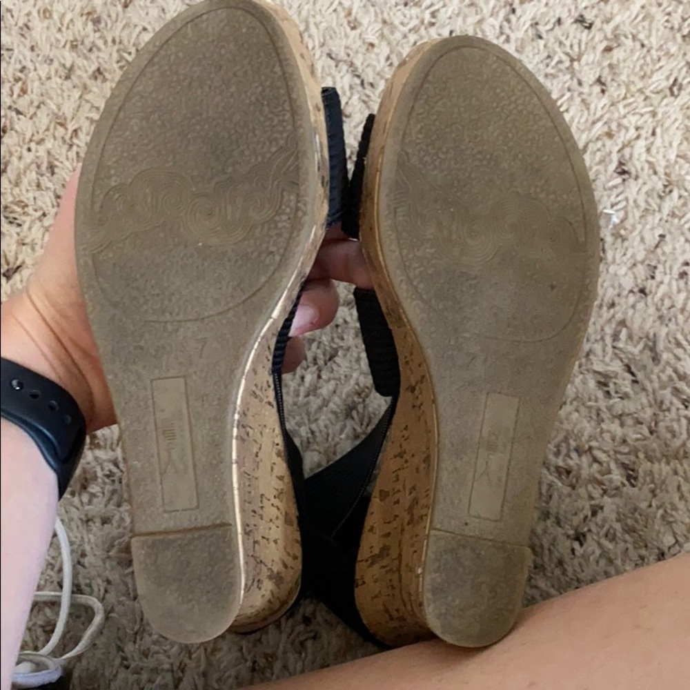 Heels - Picture 4 of 5